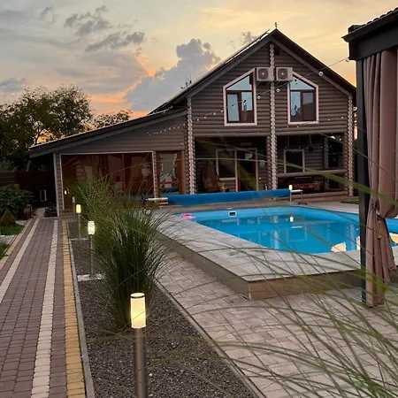 Friendly House Chumalevo