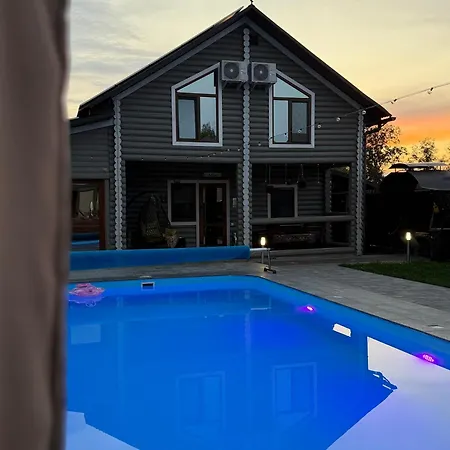 Friendly House * Chumalevo