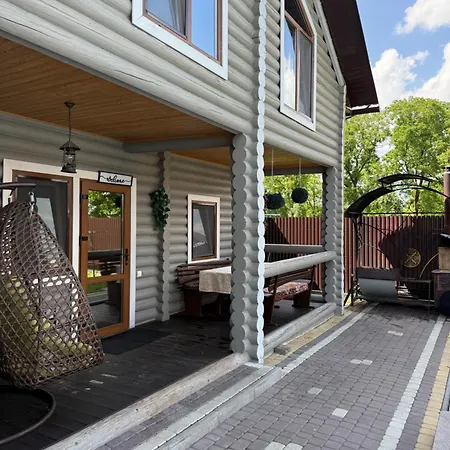 Friendly House